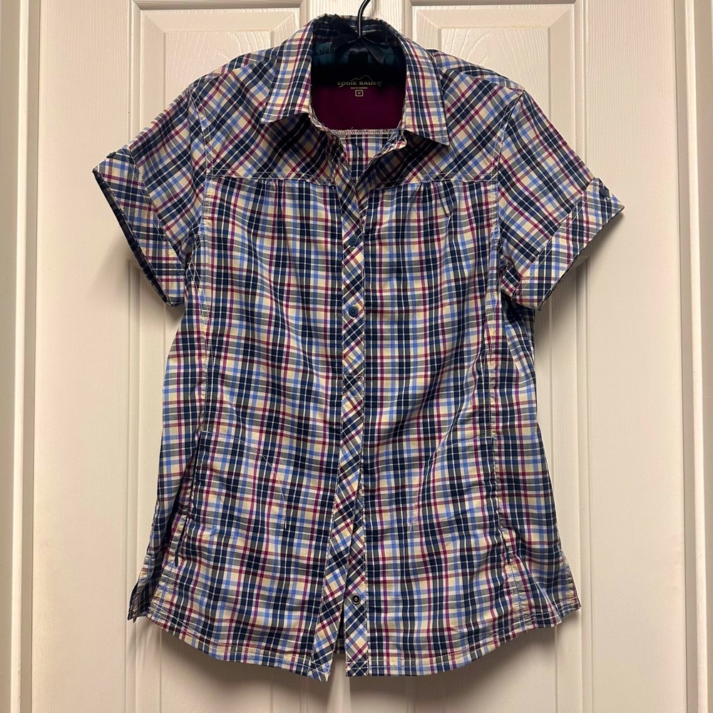 Eddie Bauer Like New Navy/Burgundy Plaid Hiking Shirt Size M